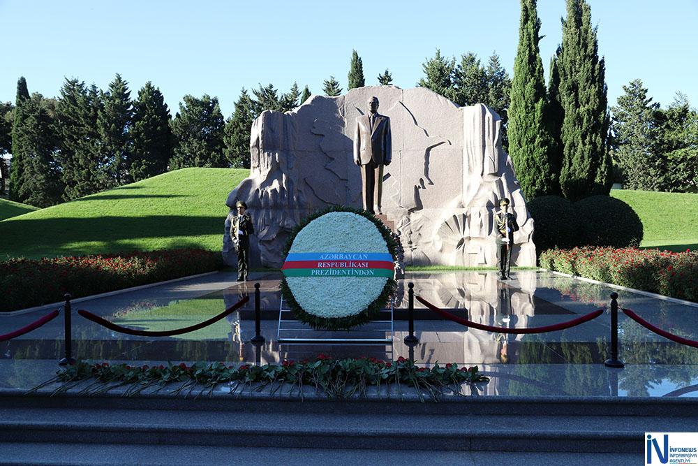 MN-in rəhbər heyəti Şəhidlərin xatirəsini yad edib